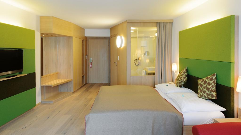 Seehotel Schwan Gmunden Exterior photo